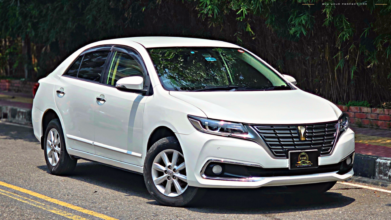 TOYOTA PREMIO 2019